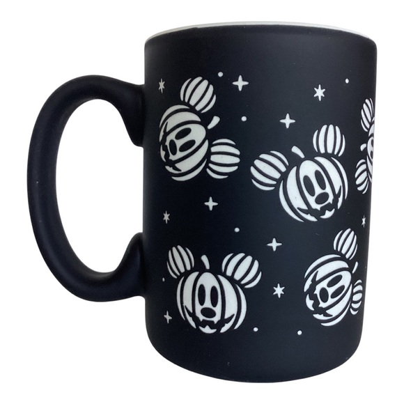 Disney 2024 Mickey Mouse Halloween Pumpkin Jack-O-Lantern Head Mug Black White - Picture 6 of 14